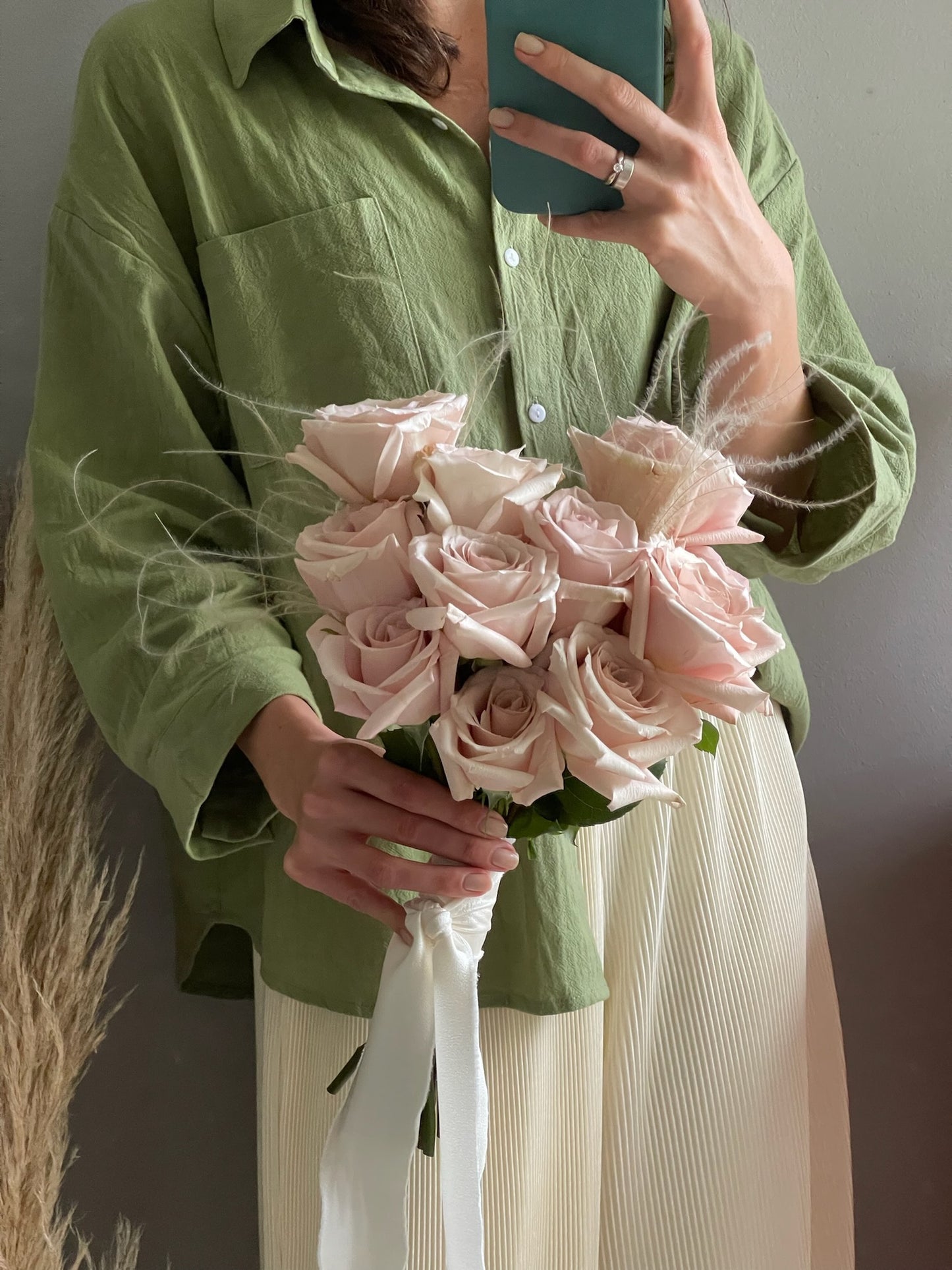 Bridal bouquet of roses