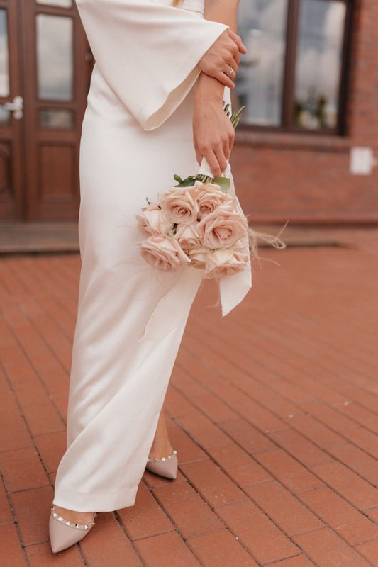 Bridal bouquet of roses